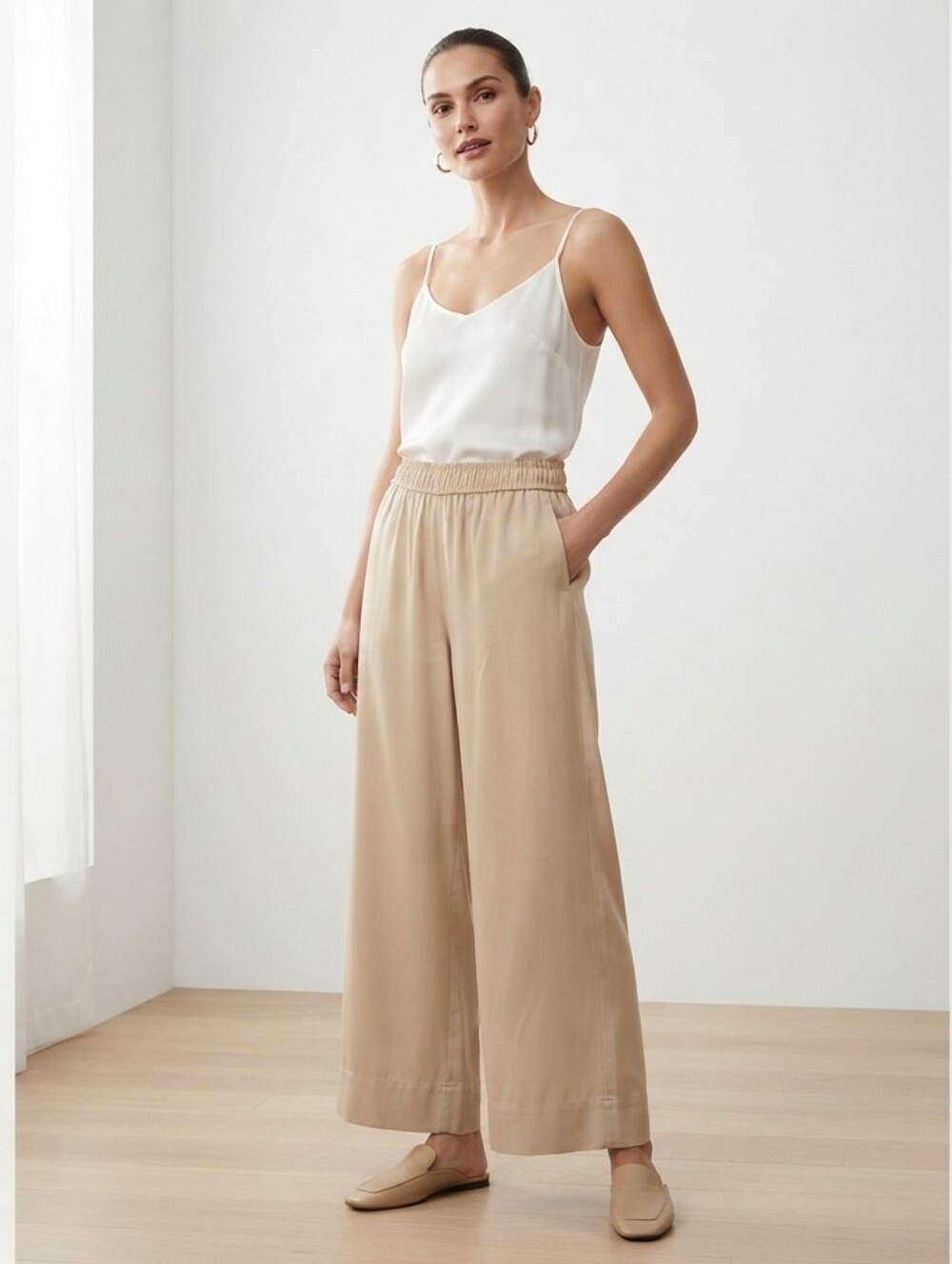 ZARA Cream / Beige Lightweight Wide-Leg Pull-On Pants. Size XL.